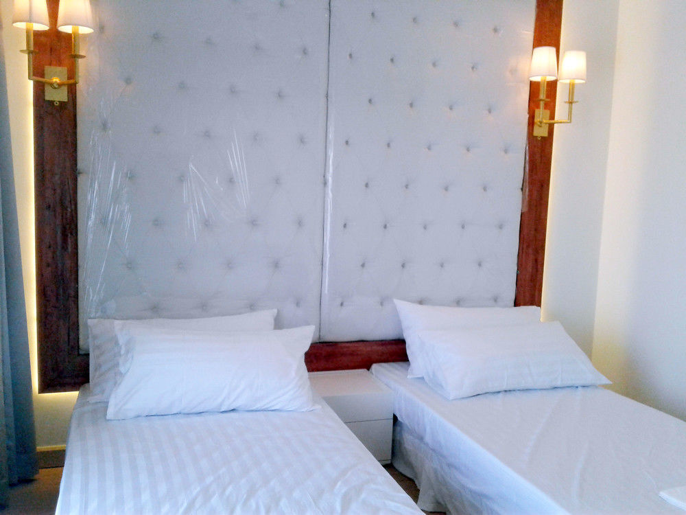 Icheck Inn Trams Square Chiang Mai Zewnętrze zdjęcie
