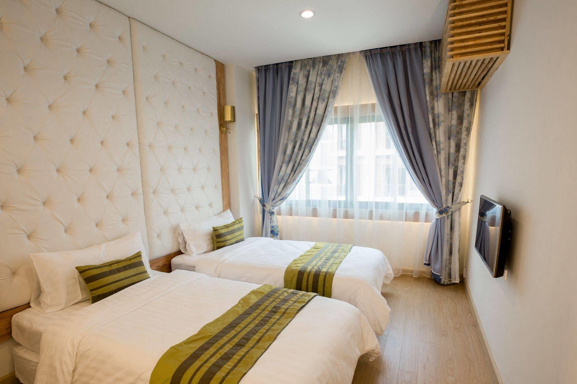 Icheck Inn Trams Square Chiang Mai Zewnętrze zdjęcie